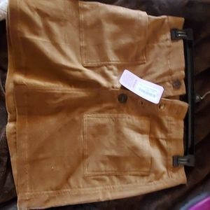 Short corduroy skirt